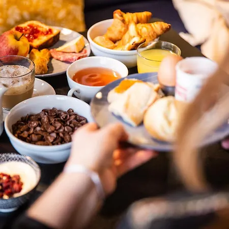 Jost Centre Gare Hostel Hawr