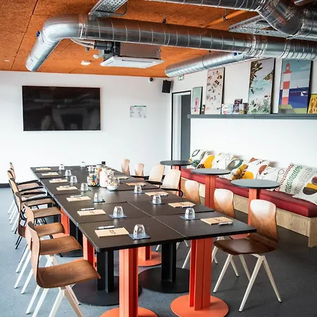 Jost Centre Gare Hostel Hawr