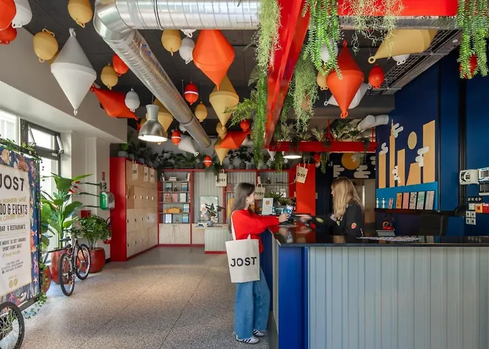 Jost Centre Gare Hostel *